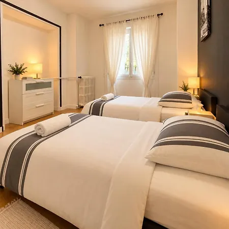 Appartement Family Champs Elysées Paris